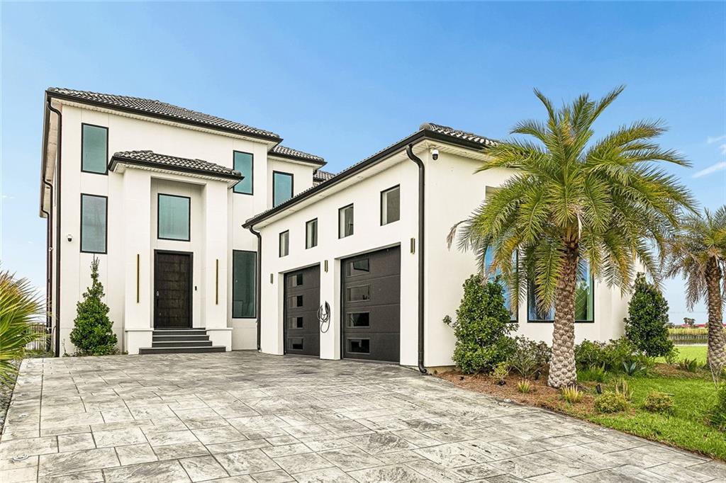 3073 Marina Villa N. — photo