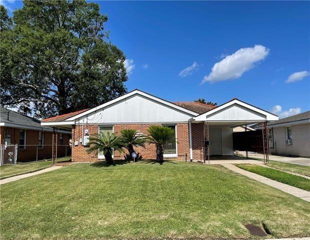 1121 Farrington Drive — photo