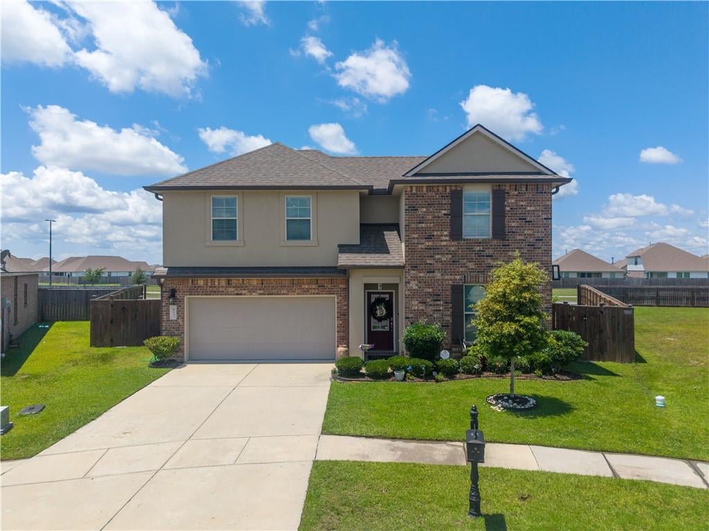 813 Bent Cypress Lane — photo