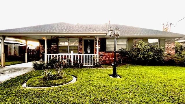 1032 Michael Street — photo