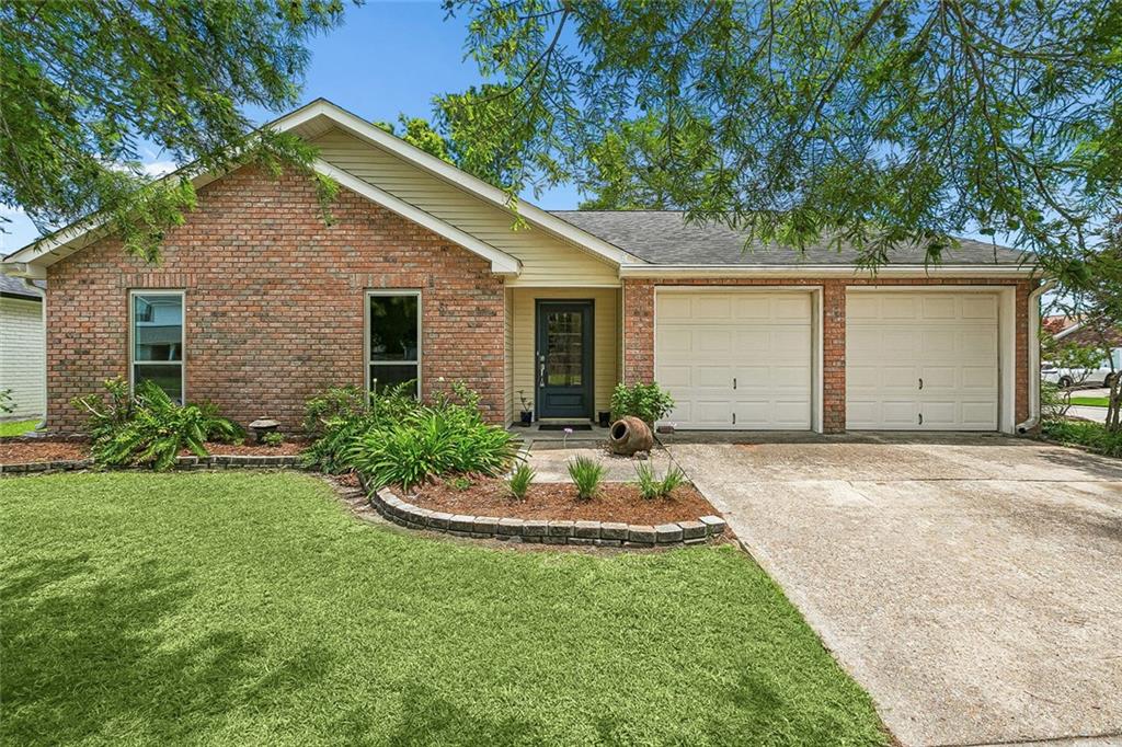 610 Longview Drive — photo