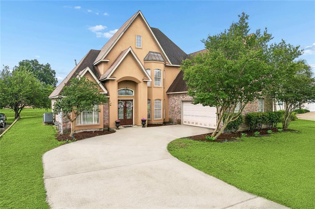 105 Natchez Trace Drive — photo
