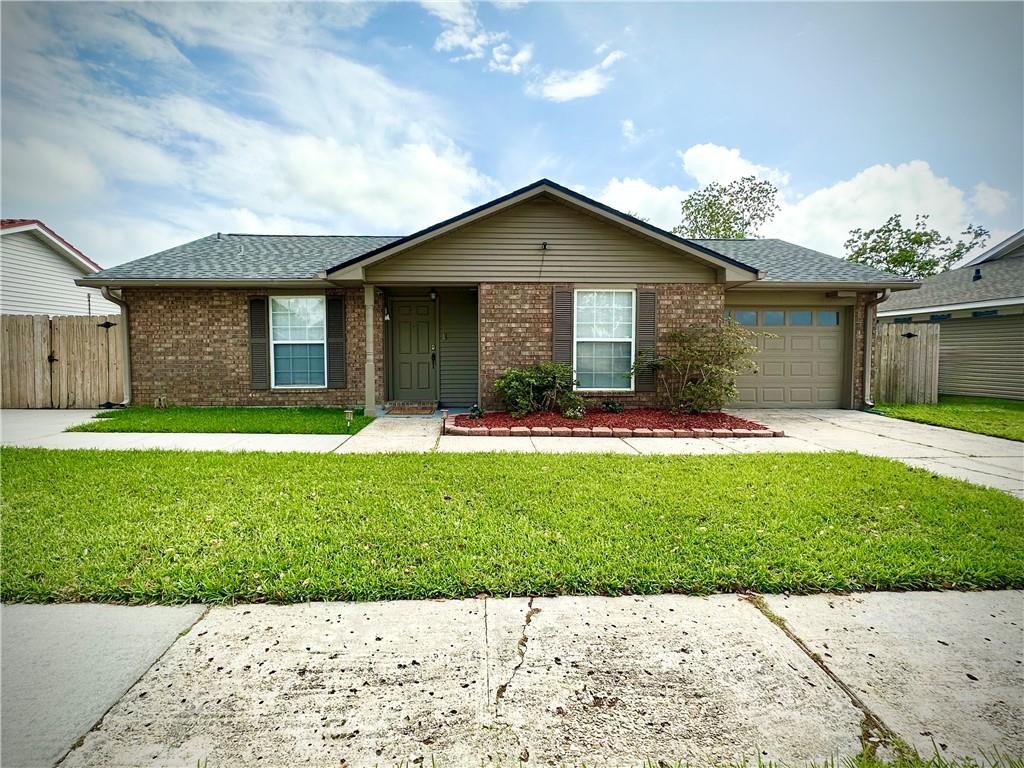 2725 Oak Forest Boulevard — photo