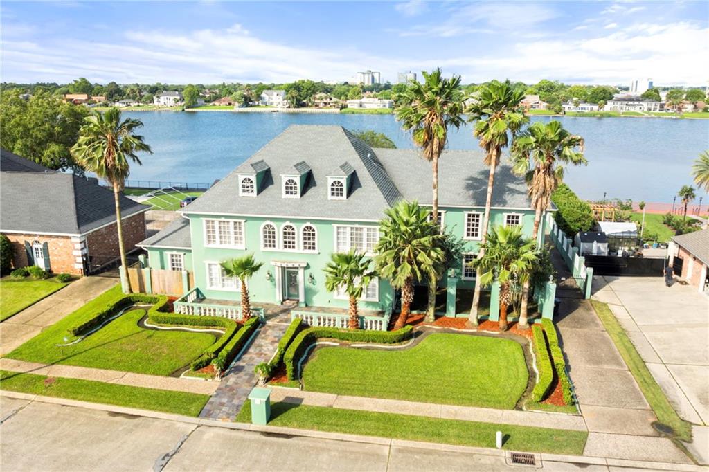 5960 Winchester Park Drive — photo