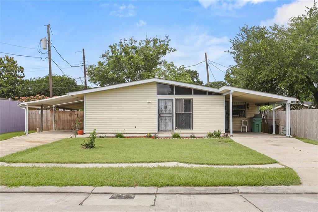 402 Blossom Street — photo