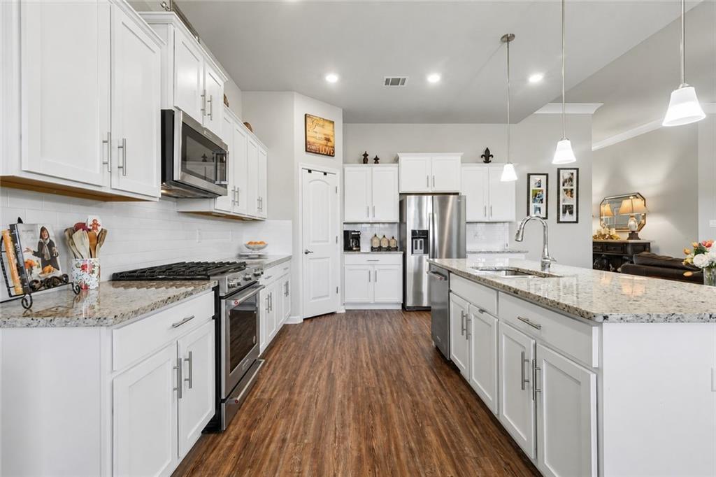 21428 Skyler Dove Drive — photo