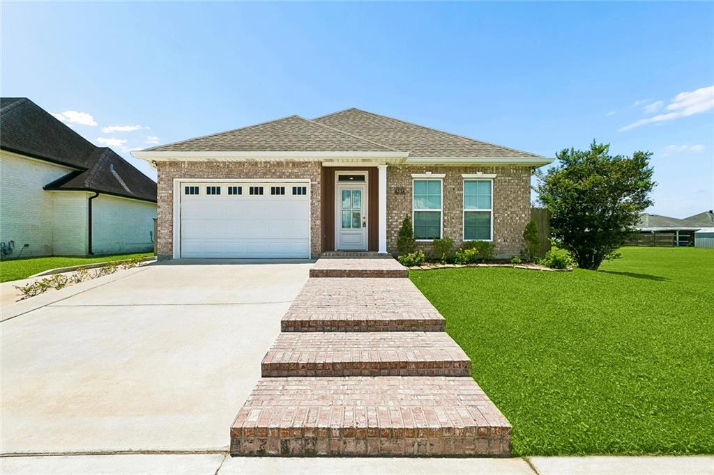 4516 Lamarque Drive — photo