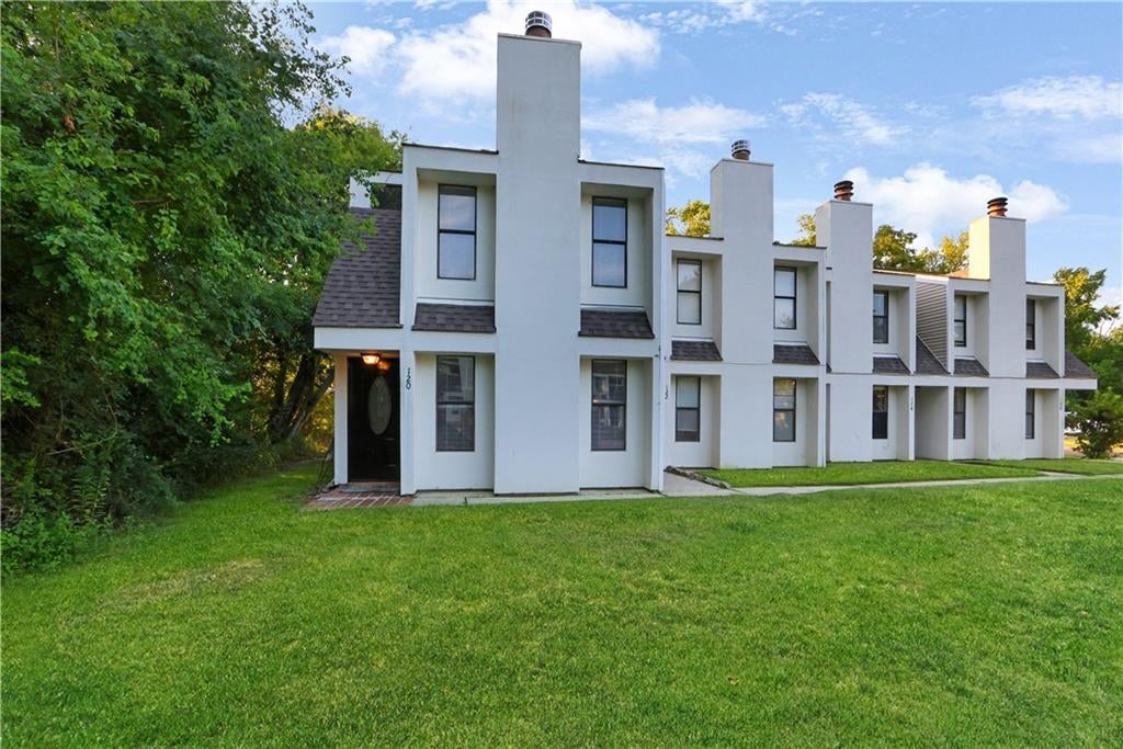 120 St. Croix Drive — photo