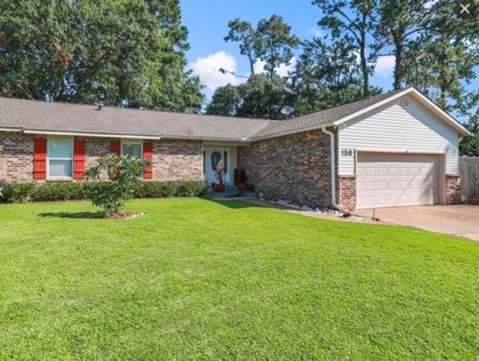 158 Greencrest Court — photo