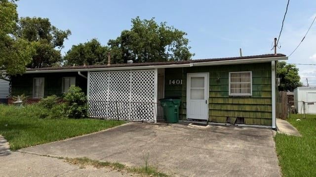 1401 David Drive — photo