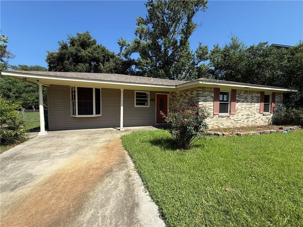 3838 Arrowhead Drive — photo