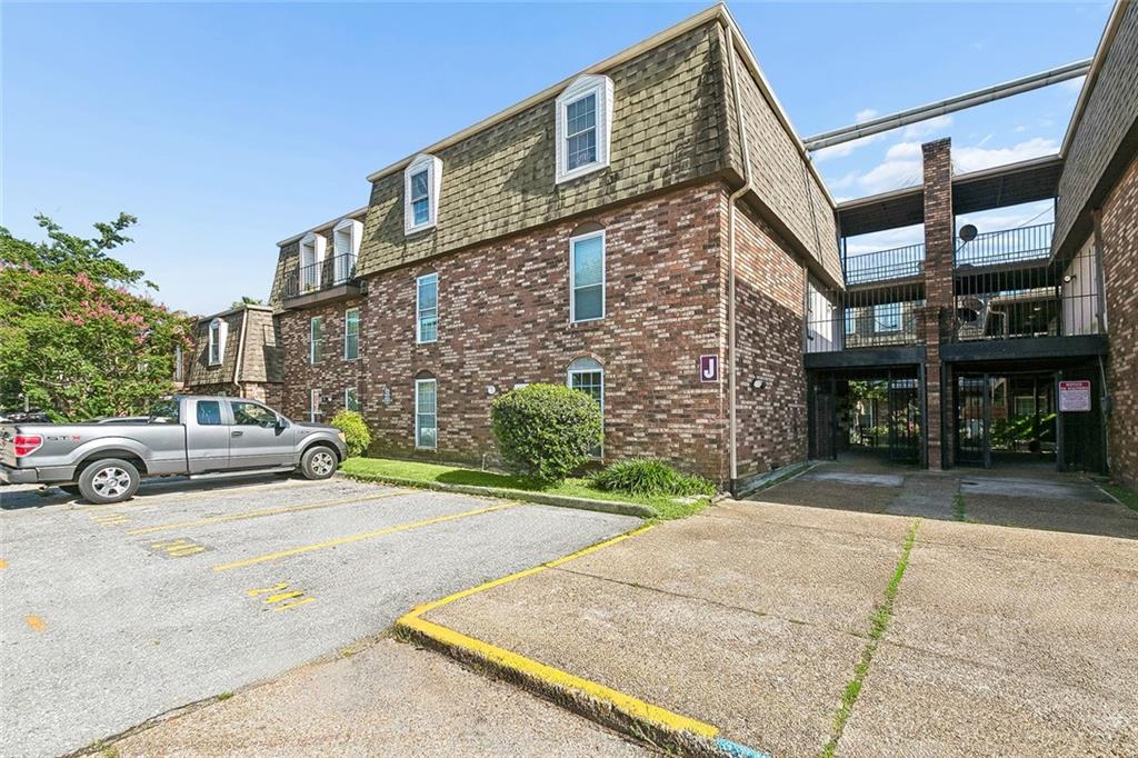 6320 Riverside Drive 350 — photo