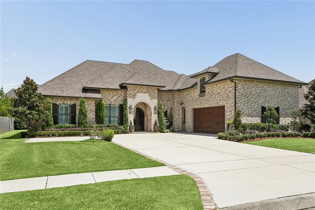 307 Lac Iberville Drive — photo
