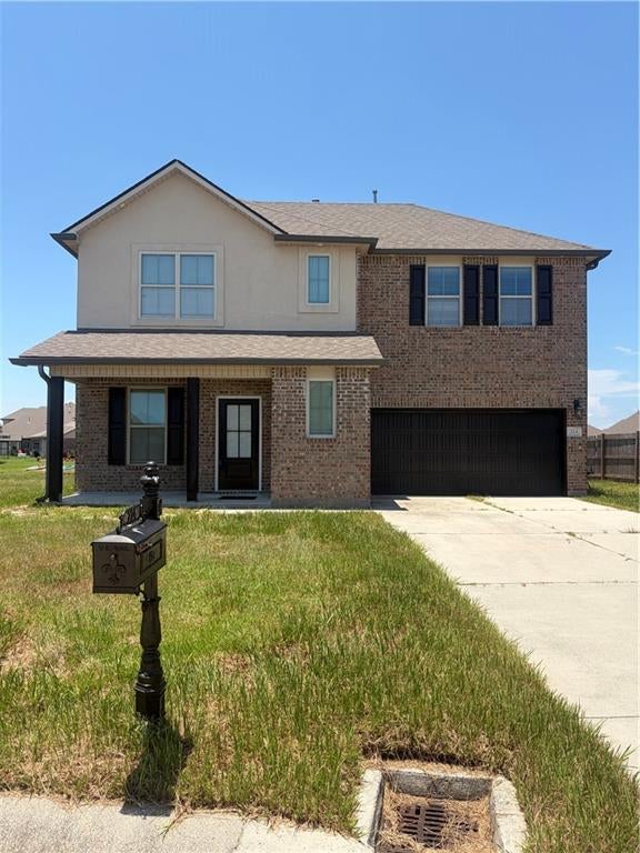 224 W Lake Court — photo