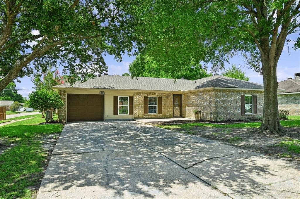 228 Scott Drive — photo