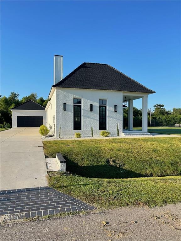 106 Deerfield Drive — photo