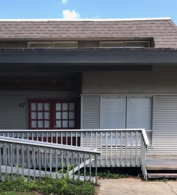1800 W Causeway Approach 117 — photo