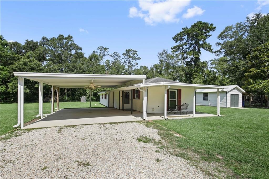 39177 Doll Factory Road — photo