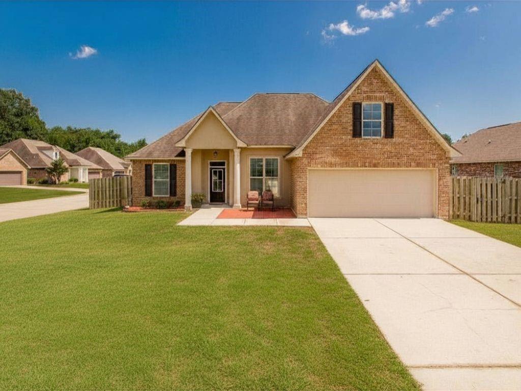 585 Ponderosa Drive — photo