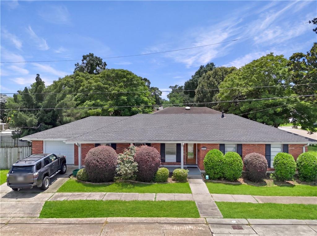 8024 Dalton Street — photo
