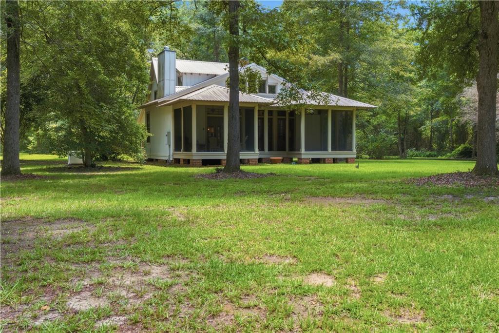 21046 Smith Road — photo