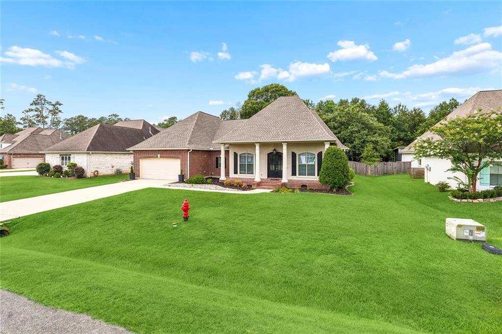 533 Belle Pointe Loop — photo