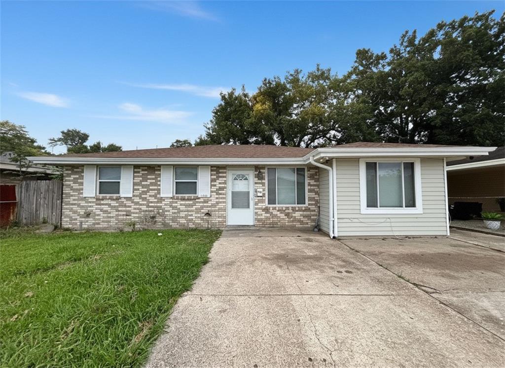 1805 Redwood Drive — photo