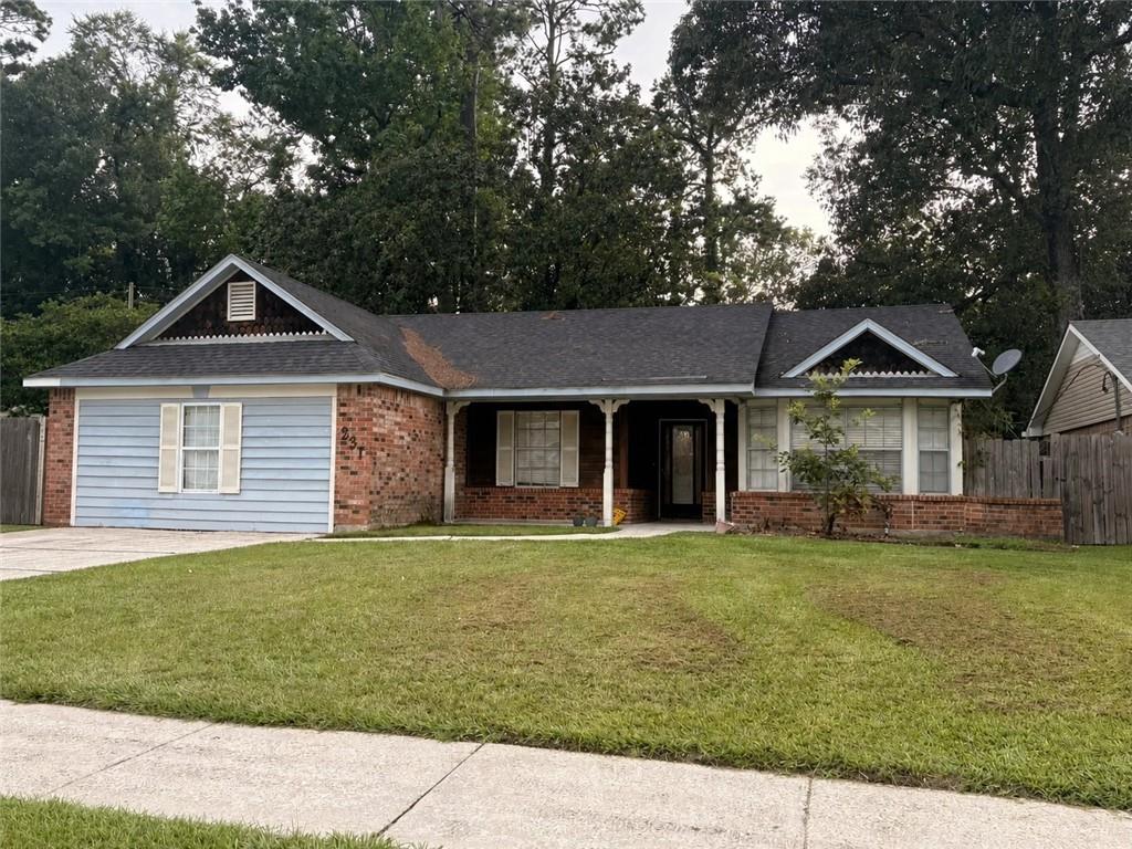 231 Forest Loop — photo