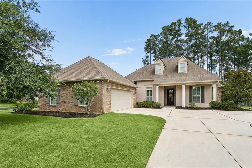612 English Oak Drive — photo