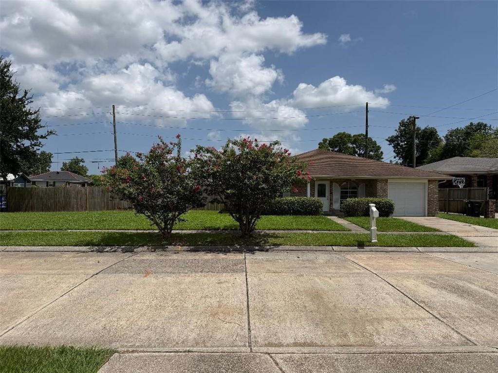 2401 Creely Drive — photo