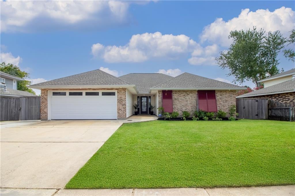 2160 Champions Drive — photo