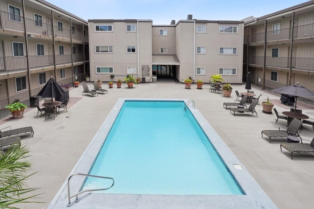 500 Lake Marina Avenue 312 — photo