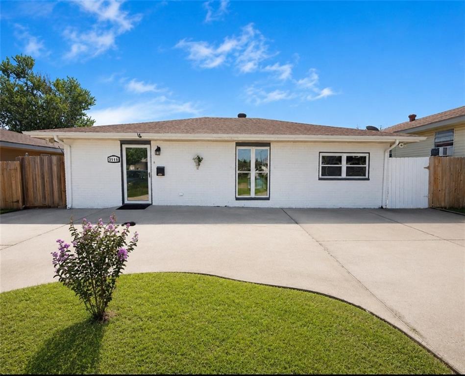 3568 E Loyola Drive — photo
