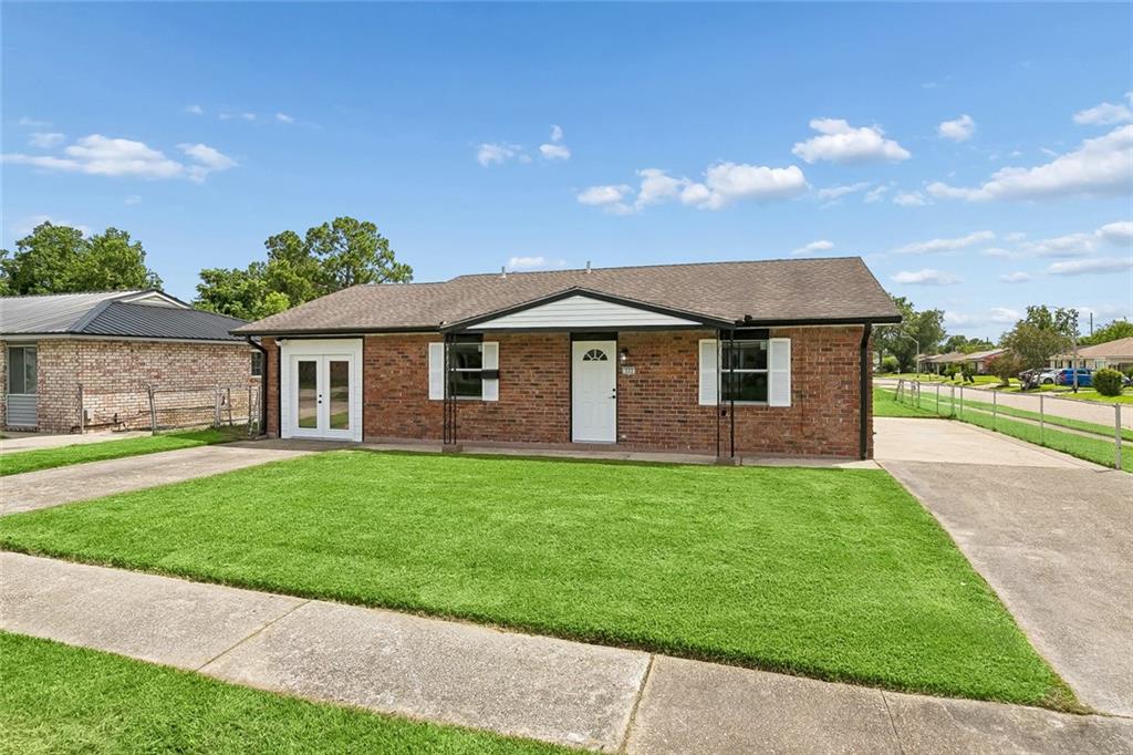 333 Counsel Drive — photo