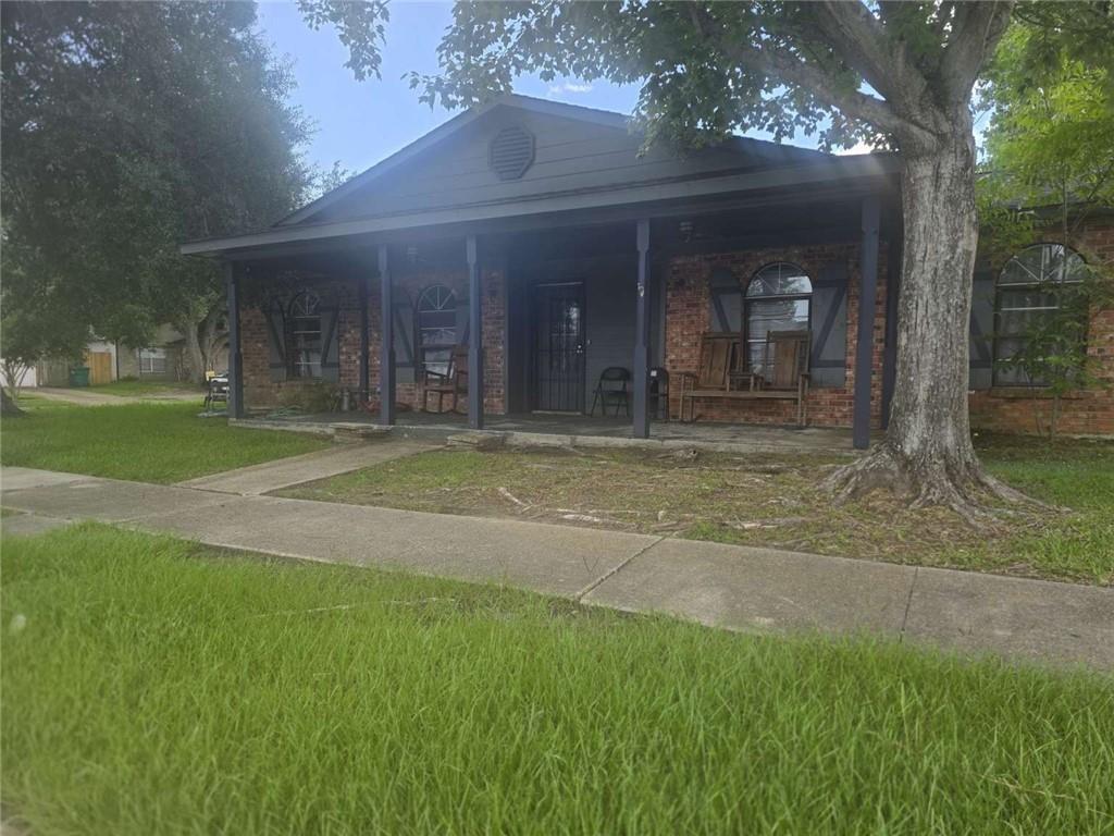 384 Fairway Drive — photo