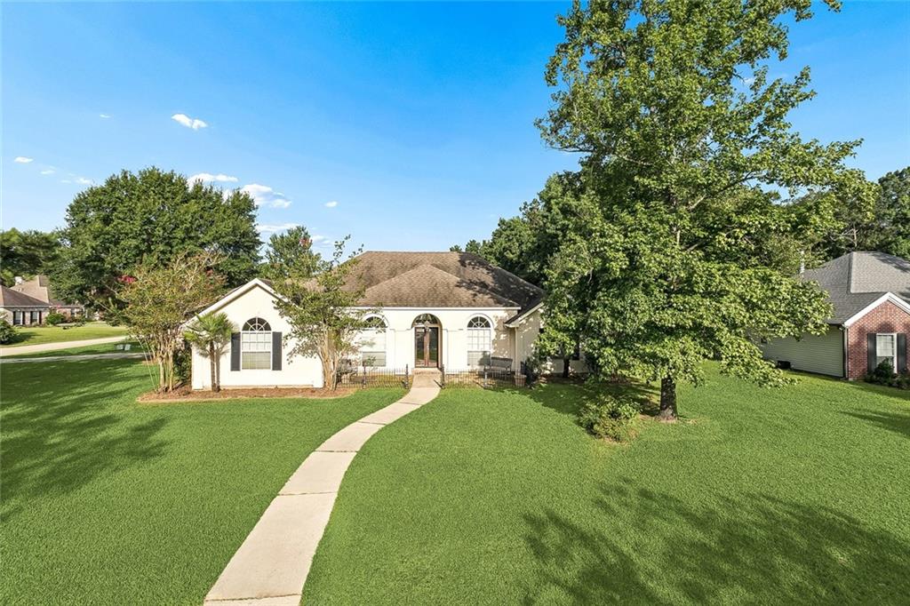 403 Avenue Palais Royal Avenue — photo