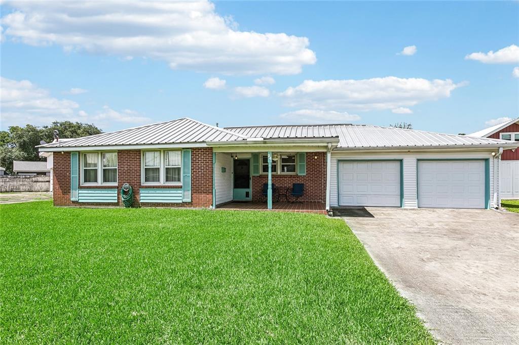 24 Karen Court — photo