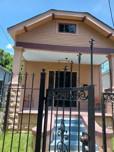 1434 Cambronne Street — photo