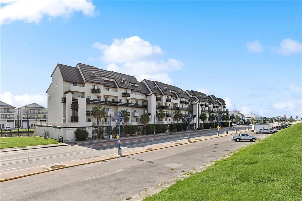 7300 Lakeshore Drive 2 — photo