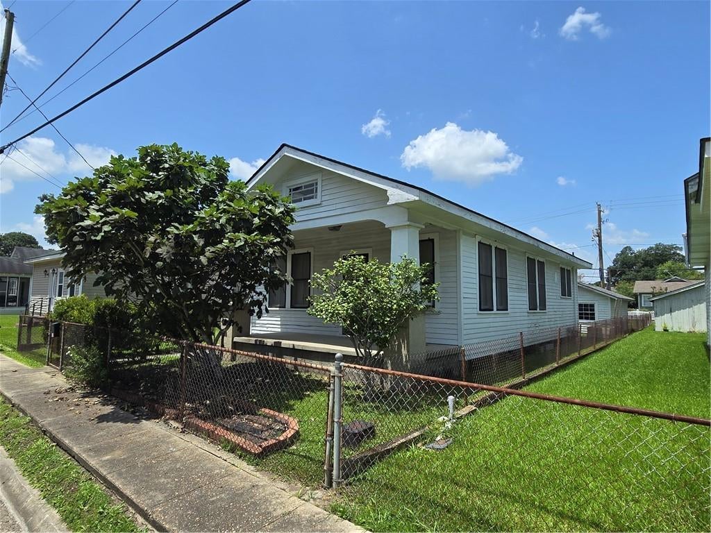 349 St. Charles Street — photo