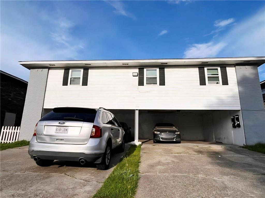 933 W Monterey Court D — photo