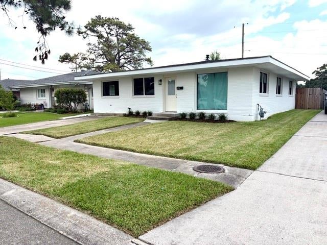 6720 Merle Street — photo