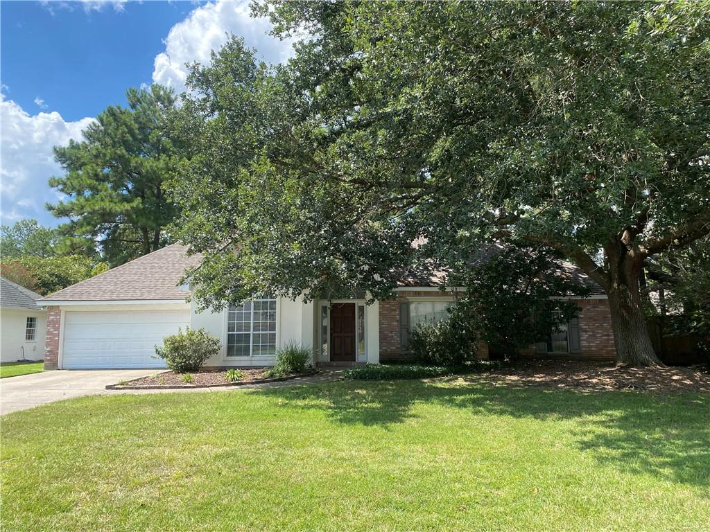 1373 Fairfield Drive — photo