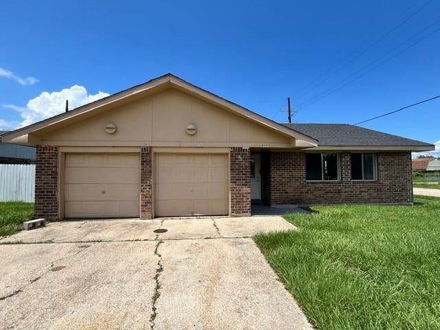 2229 Cambridge Drive — photo