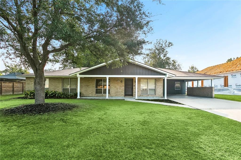 206 College Drive — photo