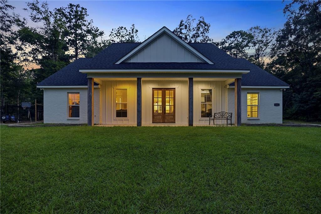 25189 W Choctaw Drive — photo