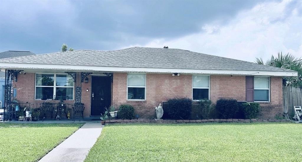 5000 Schindler Drive — photo