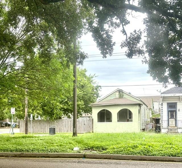 1505 N Broad Street — photo