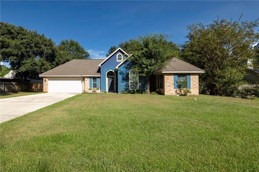 61364 Magnolia Drive — photo