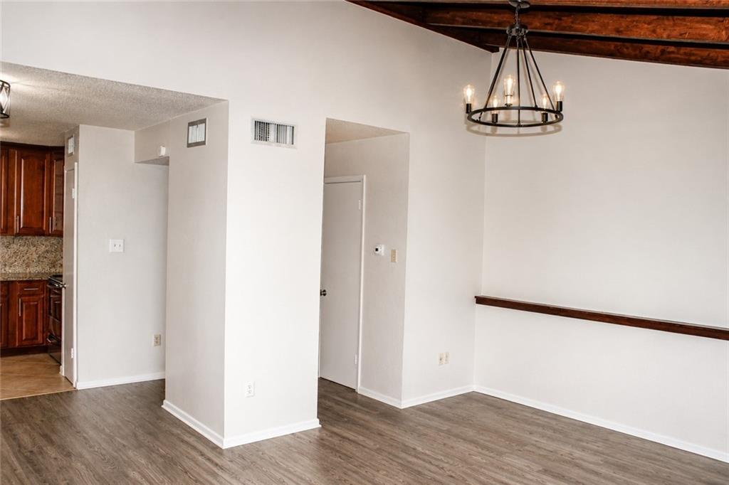 2305 Cleary Avenue 201 — photo